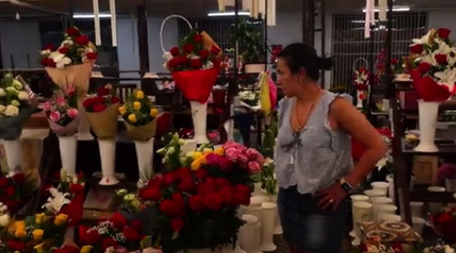 VIDEO Revoltă în Piaţa de Flori din Timişoara! Comercianţii îi cer