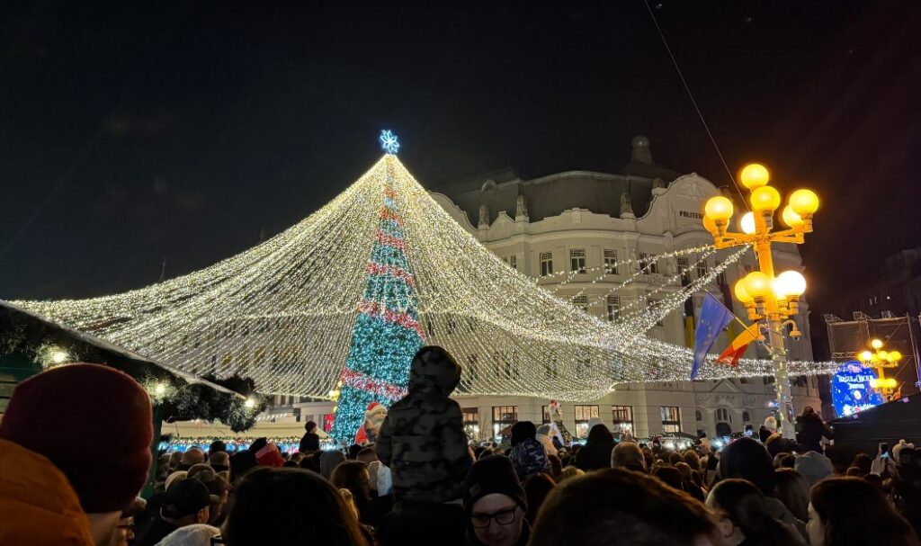 cupola luminite - Sursa de Vest