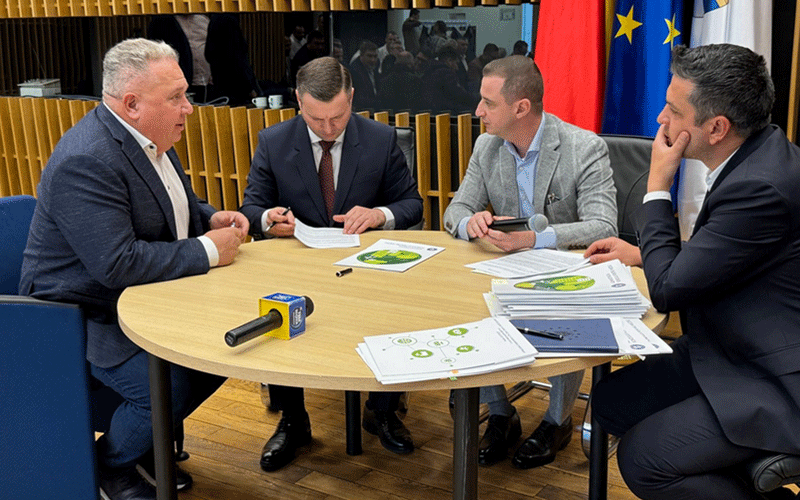 simonis2 - Sursa de Vest