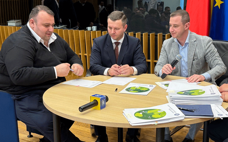 simonis3 - Sursa de Vest