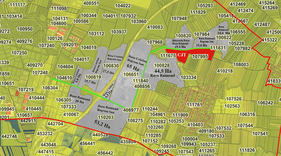 Cadastral map with numbered parcels; a highlighted green route lines a path through fields and roads, red boundary outlines surrounding areas, and a CJT marker label nearby.